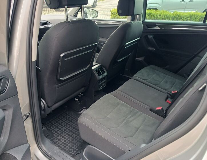 Volkswagen Tiguan 11