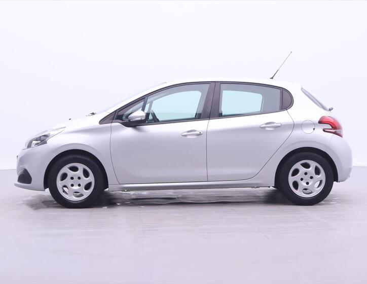 Peugeot 208 4