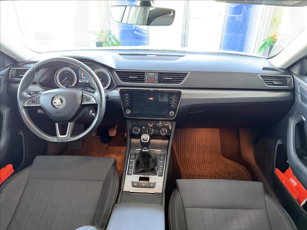 Škoda Superb