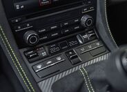 Porsche Cayman 19