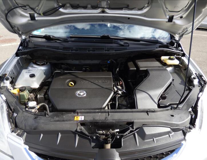 Mazda 5 41