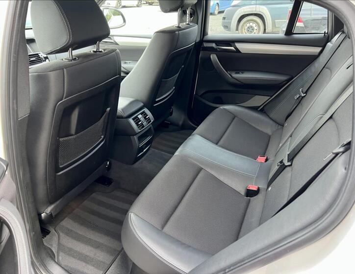BMW X4 12