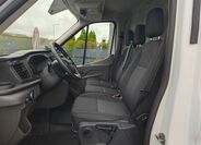 Ford Transit 8