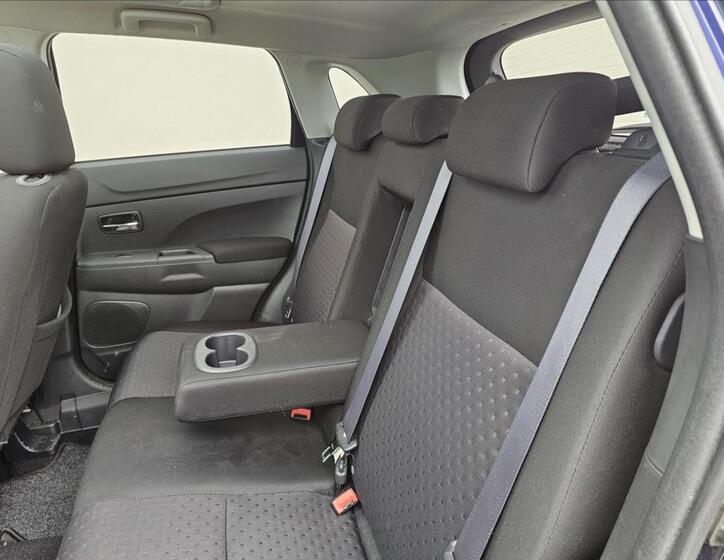 Mitsubishi ASX 23