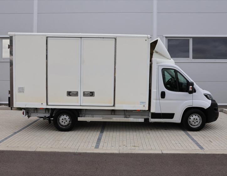 Peugeot Boxer 8