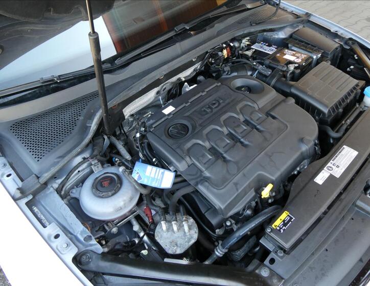 Volkswagen Golf 32