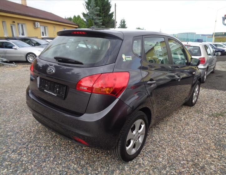 KIA Venga 7