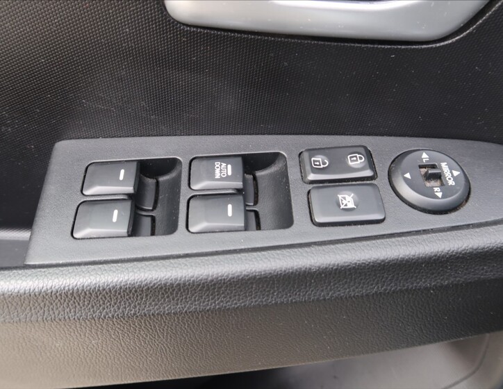 KIA Sportage 15