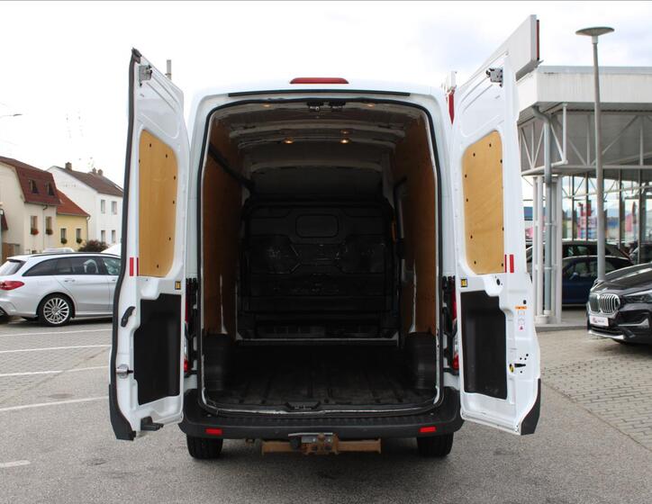 Ford Transit 7
