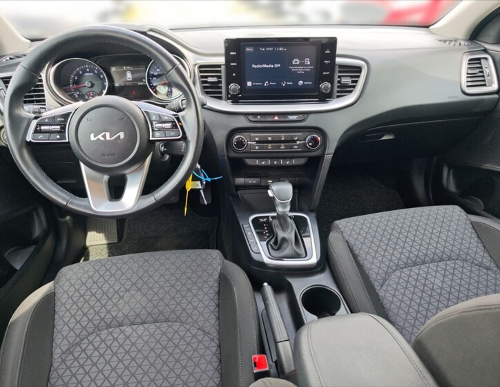 KIA Ceed 8