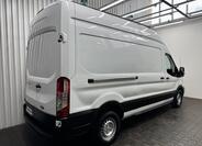 Ford Transit 8