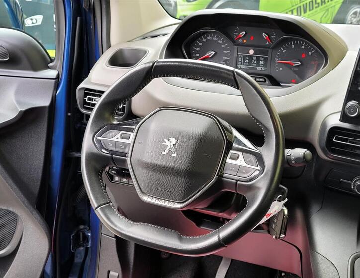Peugeot Rifter 27