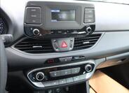Hyundai i30 18