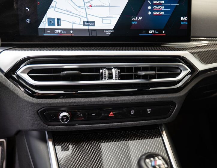 BMW M2 11