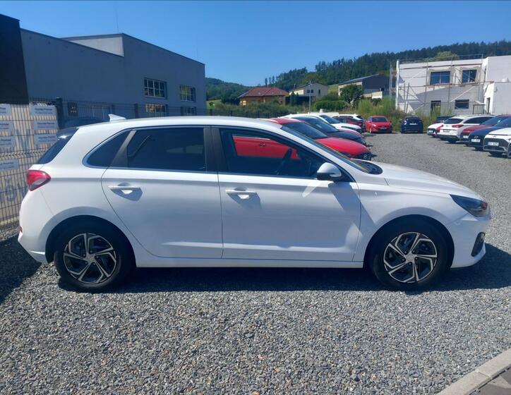 Hyundai i30 5