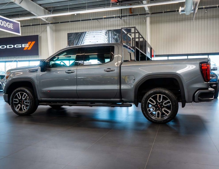 GMC Sierra 2