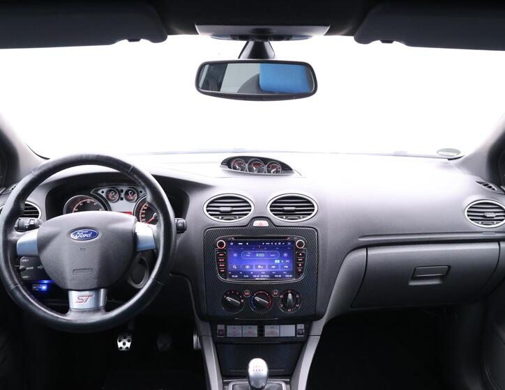 Ford Focus 25