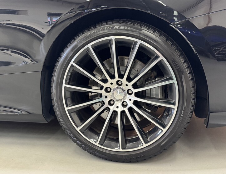 Mercedes-Benz Třídy S 24