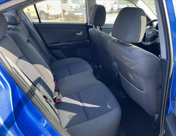 Mazda 3 11