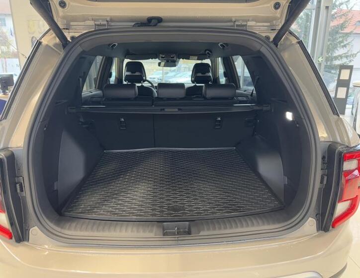 SsangYong Torres 9