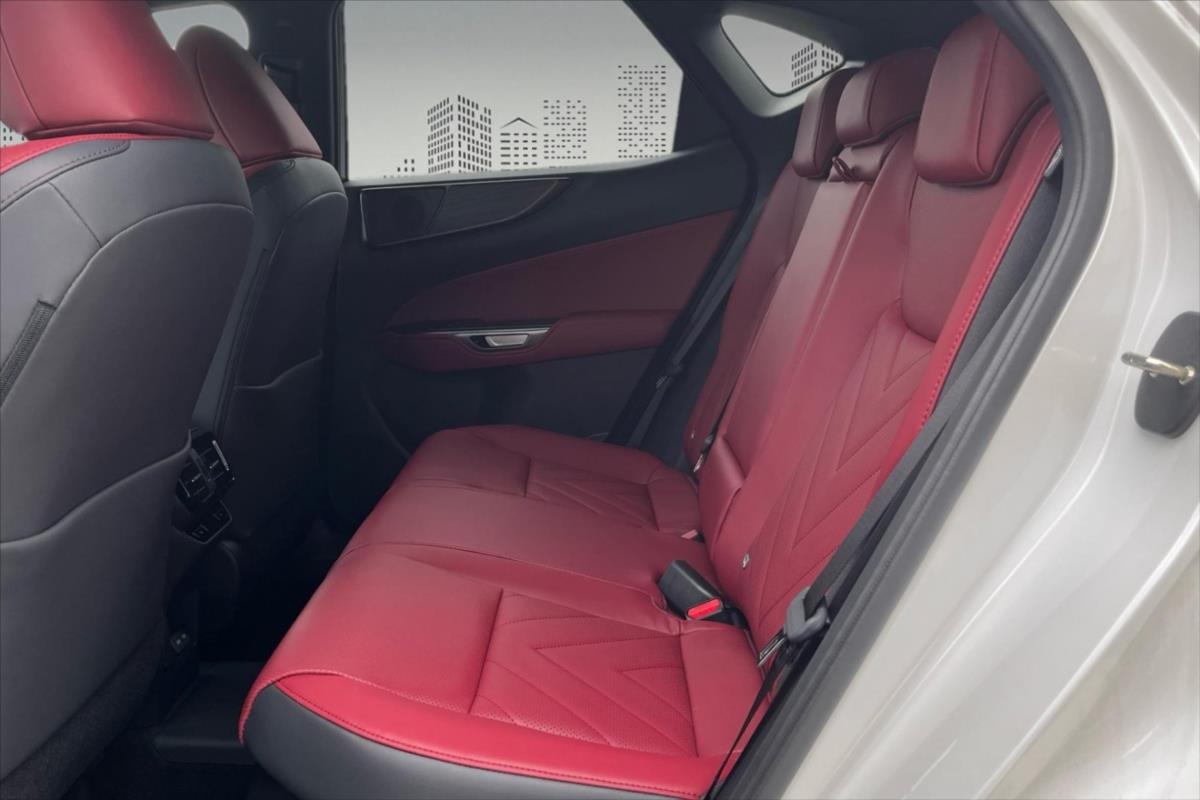 Lexus NX 450h+