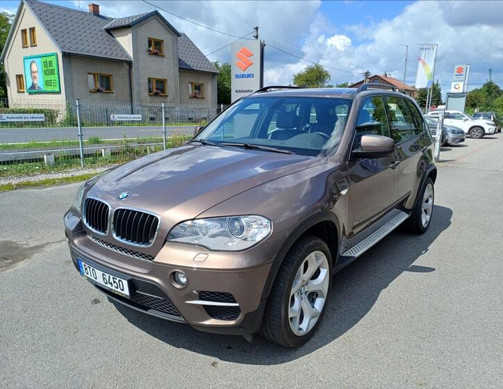 BMW X5 8