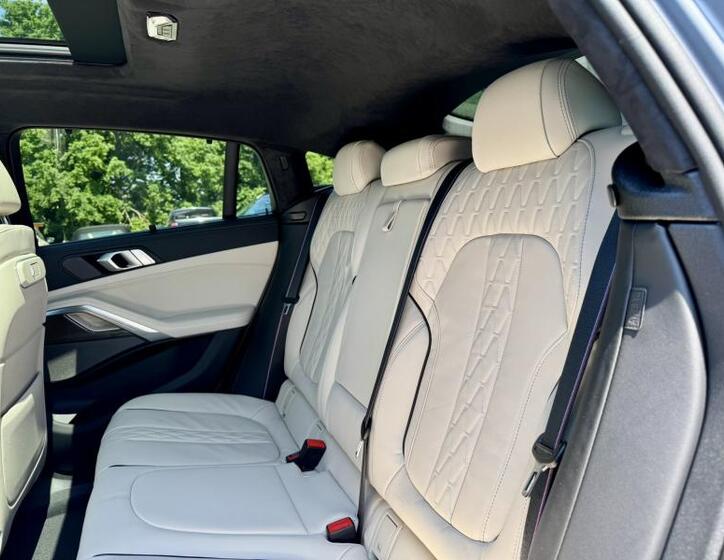 BMW X6 31