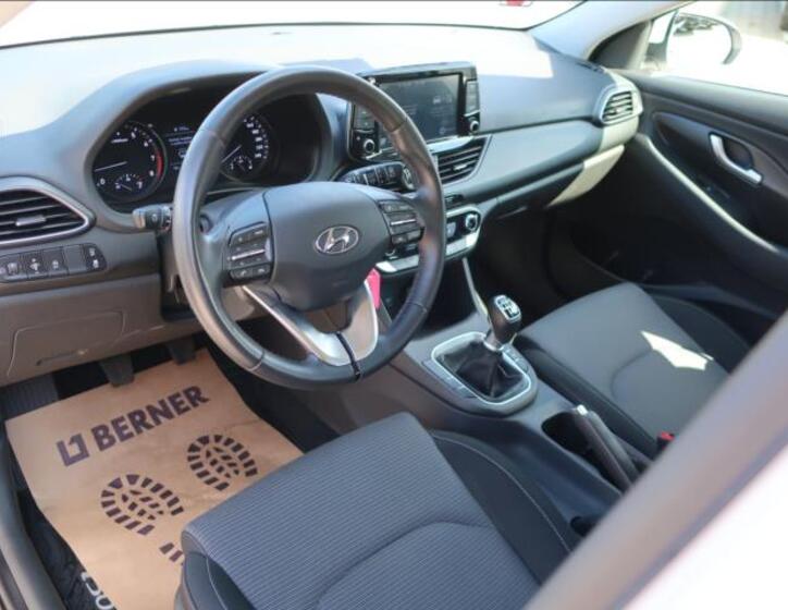 Hyundai i30 9