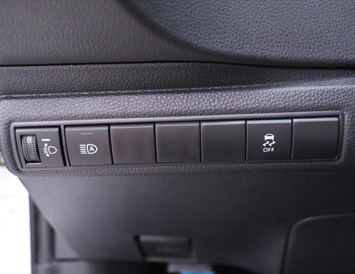 Toyota Corolla 16