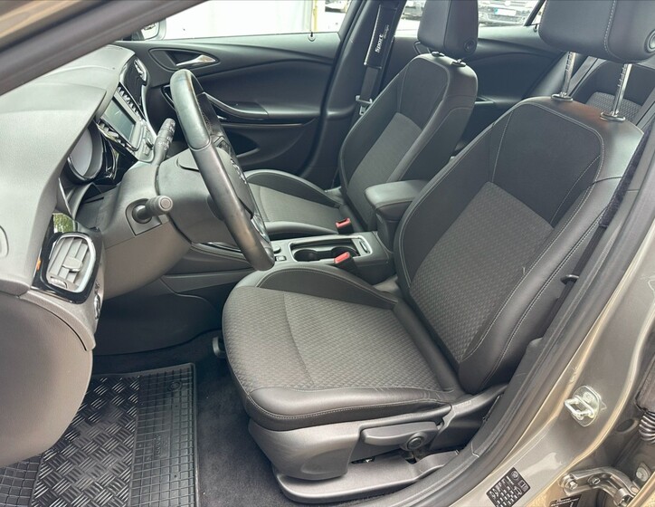 Opel Astra 10