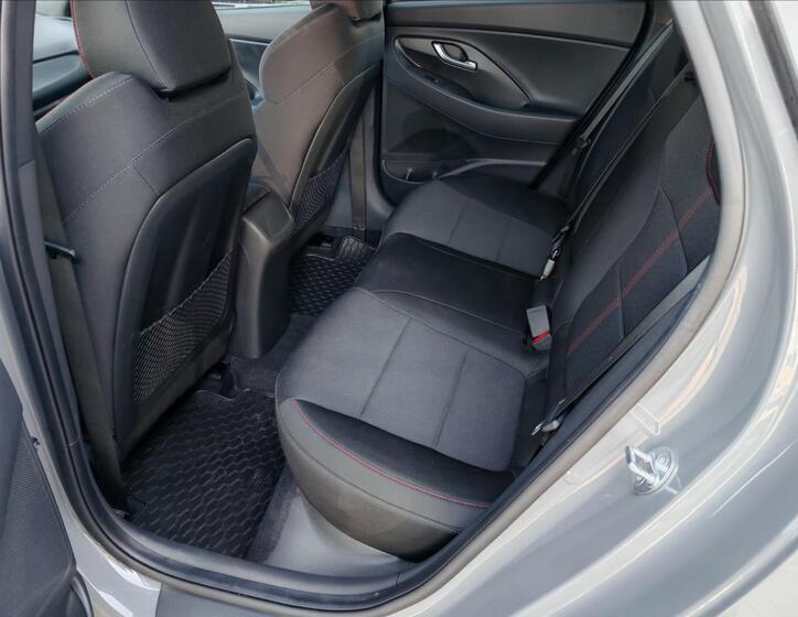 Hyundai i30 8