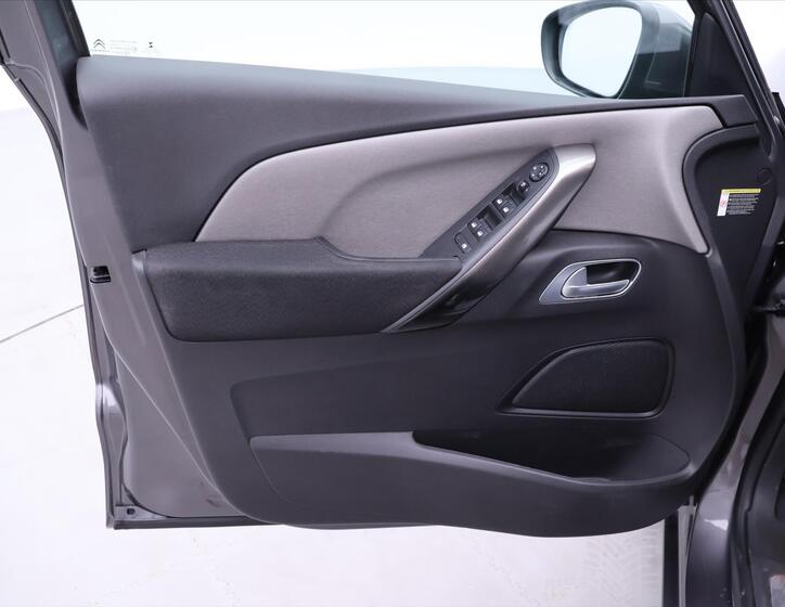 Citroën C4 SpaceTourer 12