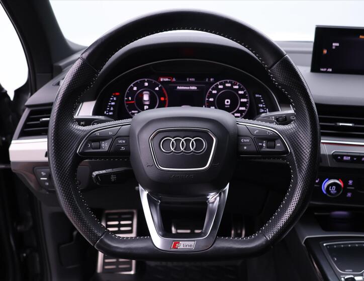 Audi Q7 21
