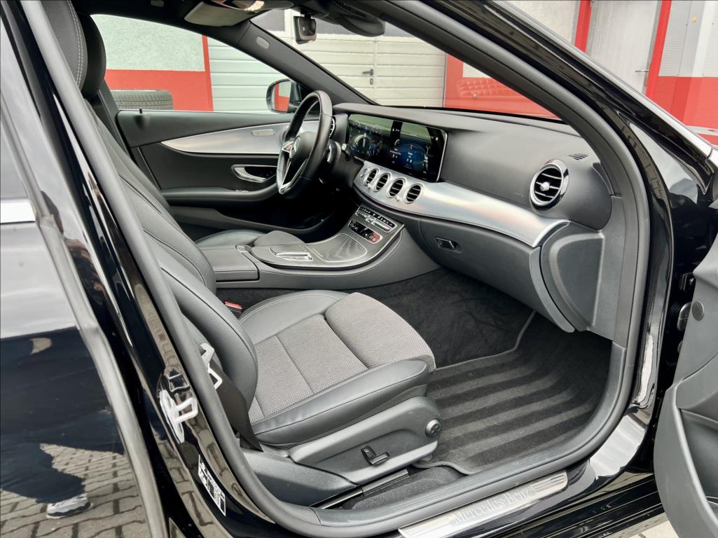 Mercedes-Benz Třídy E
