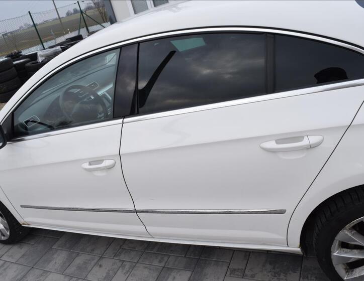 Volkswagen Passat 10