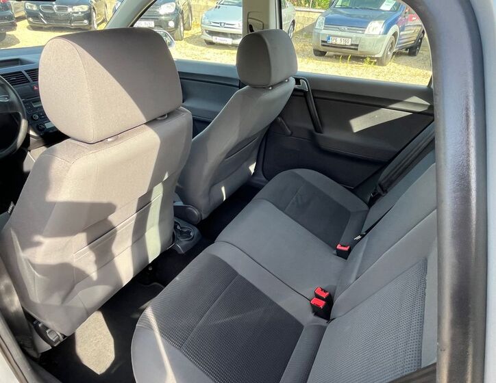 Volkswagen Polo 16