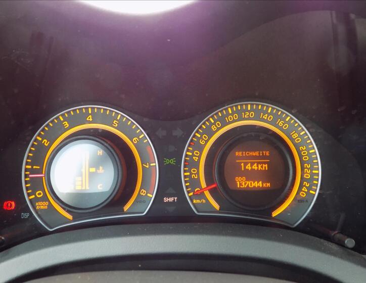 Toyota Auris 18