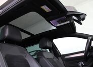 Volkswagen Passat 9