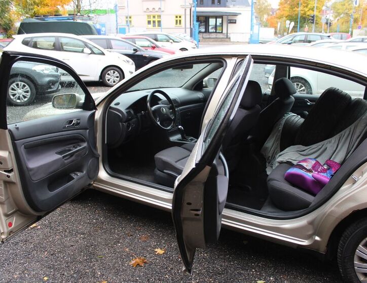 Škoda Superb 11