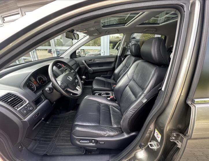 Honda CR-V 10