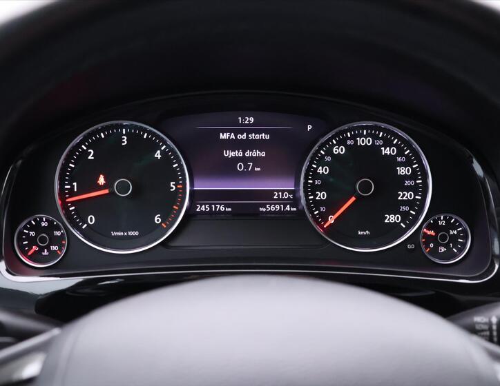 Volkswagen Touareg 22