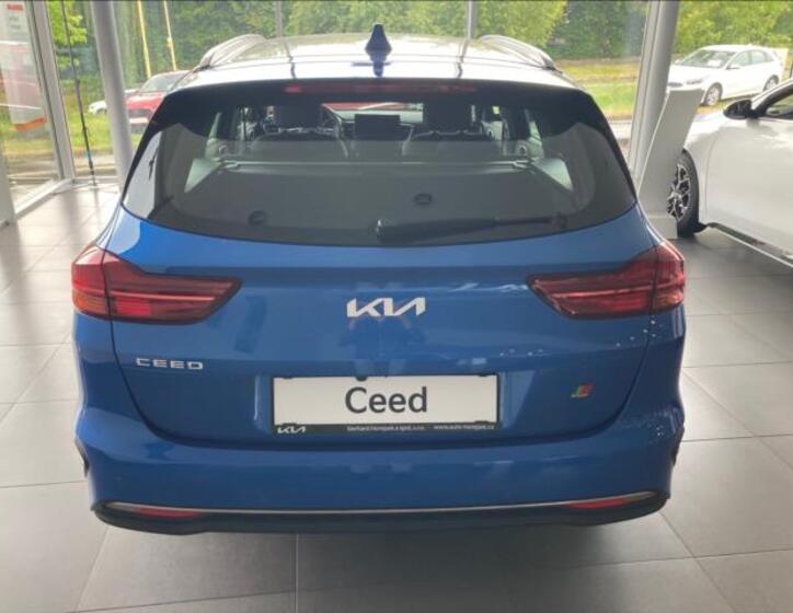 KIA Ceed 10