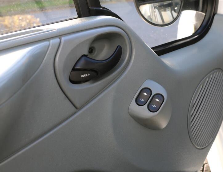 Ford Transit 16