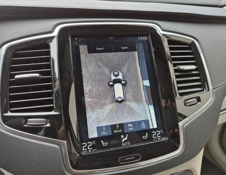 Volvo XC90 16