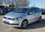 Volkswagen Touran 1