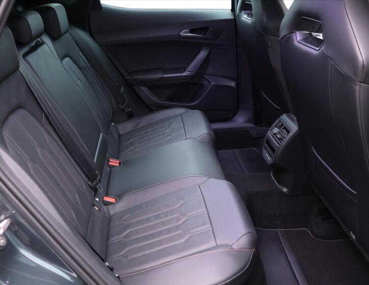 Cupra Formentor 16