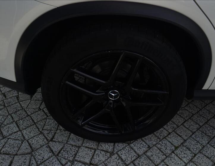Mercedes-Benz GLE 7