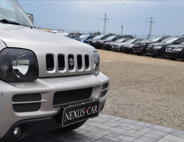 Suzuki Jimny 13
