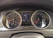 Volkswagen Golf 12
