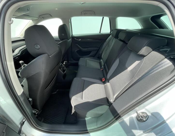 Škoda Octavia 16